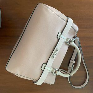 Guess medium size handbag